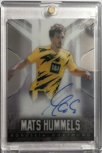 Topps BVB Transcendent 2020/21 Mats Hummels on Card Autograph 21/44 - Picture 1 of 2