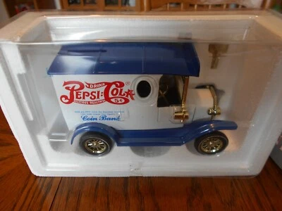 1996 Golden Classic 1:32 Scale Ford Model T Pepsi-Cola Panel Delivery Van, NIB - Image 1 of 4