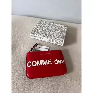 Comme des Garcons Huge Logo Wallet Pouch - Red - NEW - CDG - Picture 1 of 3