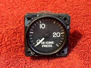 SMS INST 2 1/4" DE-ICING PRESSURE INDICATOR P/N 401-2-0001-1 AEROCOM - Picture 1 of 6