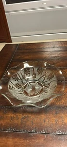 Iris & Herringbone Patterned Clear Depression Glass Vintage Bowl By Jeanette - Picture 1 of 7