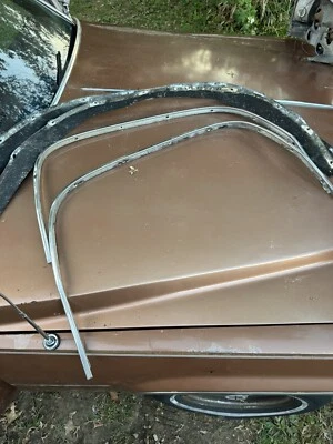 1980-1989 Cadillac Brougham/ Coupe Front Fender Arch Trim (Pair) RWD - Image 1 of 4