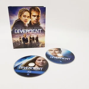 Divergent 2 Disc Limited Collector's Edition Blu Ray with 32page Book VHTF - Picture 1 of 5