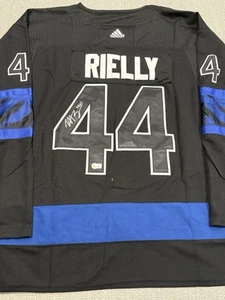 BECKETT COA MORGAN RIELLY Signed Autographed Toronto Maple Leafs Hockey Jersey - Picture 1 of 2