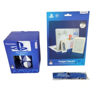 Offizielle Playstation Tasse, Socken, Gadget Aufkleber & PS4 Schlüsselband Geschenkset Bundle Neu - Bild 1 von 8