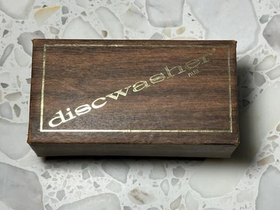 Sistema de limpieza de discos de madera D3 para lavavajillas de colección con fluido D4 Foto 1 de 4