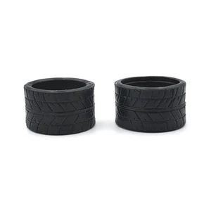 Neumático radial trasero de goma Marka Racing V1 Mini-Z RCP 15 mediano 14 mm #MZR-V1RR15-14 - Imagen 1 de 2