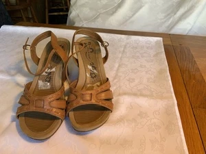 Hush puppies modern Leather Sandal. Tan Leather. Uk 7. - Picture 1 of 5