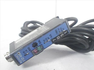 FS2-60P FS260P Keyence Fiber Amplifier Sensor 12 to 24 VDC - Picture 1 of 5
