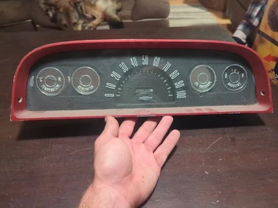 Cuadro de instrumentos, velocímetro para camioneta Chevy GMC 1960-63. Foto 1 de 4