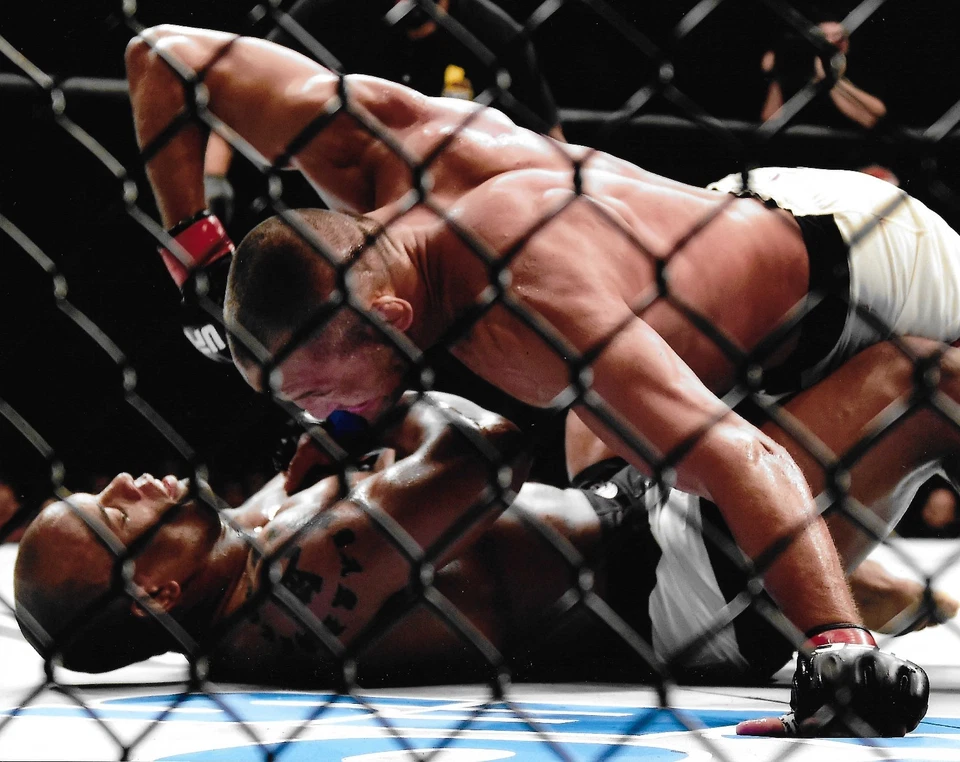 Foto Dan Henderson Hector Lombard UFC 199 8x10 100 204 139 93 88 75 17 Pride FC Foto 1 de 1