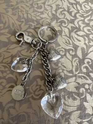 Llavero/bolso KATHY VAN ZEELAND DIJES-tono cristal y plata-dijes en forma de corazón Foto 1 de 4