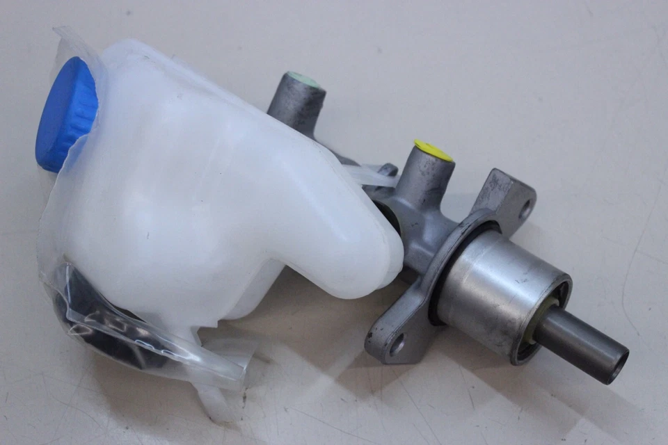 DELPHI OPEL  ASTRA 2002 1.6 HAUPTBREMSZYLINDER 9304125 - Bild 1 von 1