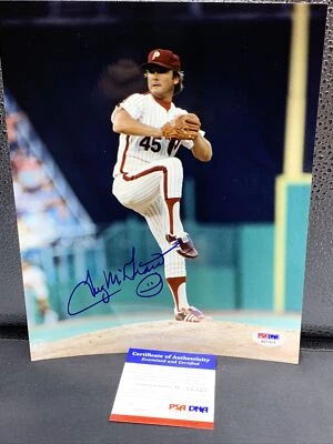 Tug McGraw Phillies / Mets signed 8x10 Photo PSA /Dna Coa - Image 1 of 2