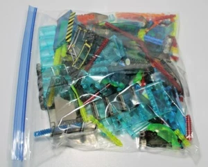 LOTE DE 1 LB DE PIEZAS LEGO TRANSLÚCIDAS MISCELÁNEAS - VENTANAS, PARABRISAS, PANELES, ETC!! - Imagen 1 de 8