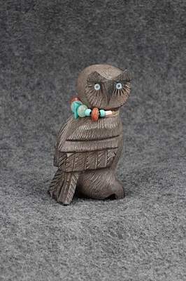 Talla fetiche búho Zuni - Douglas Martza Foto 1 de 4