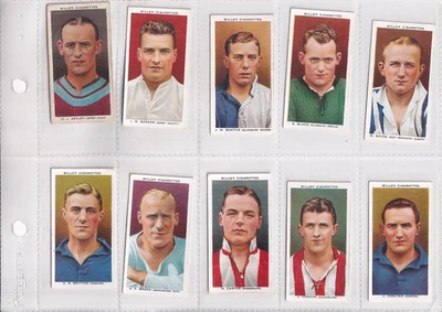 WILLS - ASSOCIATION FOOTBALLERS - FRAME VERSION - 1935 - FULL SET IN SLEEVES - Image 1 of 2