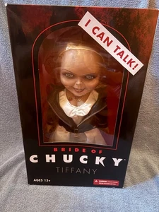 Figura Mezco MDS Mega Escala Novia de Chucky Tiffany 15" Estaba en exhibición - Imagen 1 de 14
