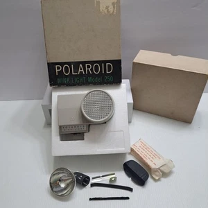 Vintage Antique POLAROID WINK-LIGHT Model 250 Without Cord - Picture 1 of 17