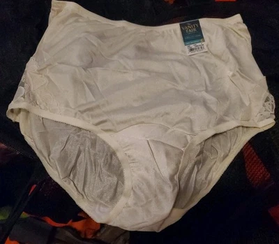 Calzoncillo Vanity Fair Perfectly Yours de encaje nuevo corte completo Candleglow talla 5 PEQUEÑO Foto 1 de 4