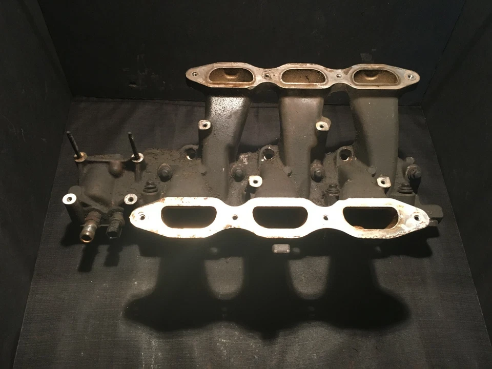 01-03 Dodge Caravan Chrysler Voyager 3.3L EGA colector de admisión inferior con pernos Foto 1 de 3