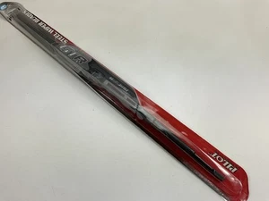 Pilot WBG-22CF GTR 22" Black Carbon Fiber Windshield Wiper Blade - Picture 1 of 4