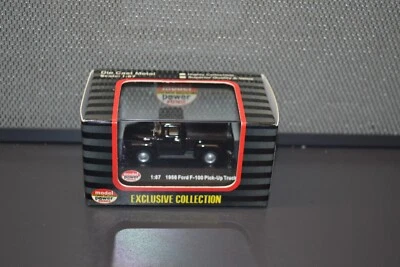 Camioneta Ford F-100 1956 negra por modelo Power Minis HO escala 1/87 fundida a presión Foto 1 de 4