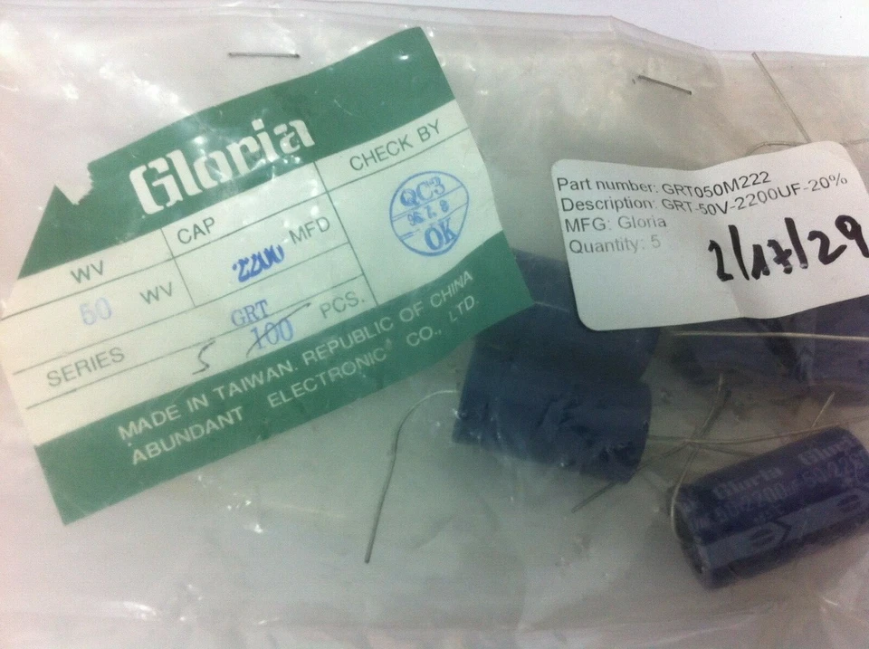 GRT-50V-2200uF-20% - Gloria - 5 piezas - Condensadores electrolíticos radiales 2200uF 50V Foto 1 de 1