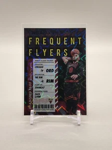 Zach LaVine 2020-21 Panini Hoops #12 Purple Explosion Frequent Flyers Insert - Picture 1 of 2