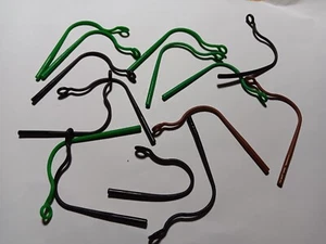 LEGO BULK LOT 15 MINIFIGURE WEAPON WHIP PLANT VINE #2488 BLACK GREEN BROWN - Picture 1 of 1