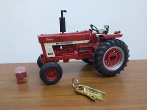 1/16 Ertl International Harvester IH 1066 Tractor Precision Key #9 White Stripe - Picture 1 of 7