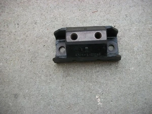 1963-1974 Vette Chevelle Camaro GTO 442 GS NOS Muncie 4 speed Transmission mount - Foto 1 di 9