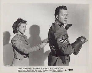 Kirby Grant + Gail Davis in Yukon Manhunt (1951) ❤ Vintage Hollywood Photo K 636 - Picture 1 of 2
