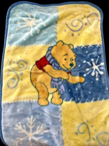 Bufanda de colección Disney Winnie the Pooh manta pesada copo de nieve 30x46 - Imagen 1 de 4