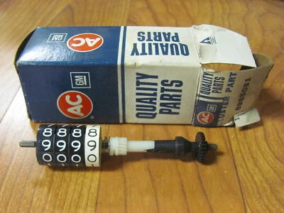 NOS 74 75 76 Cadillac Calais DeVille Fleetwood Eldorado Odometer Trip 8985081 - Image 1 of 3