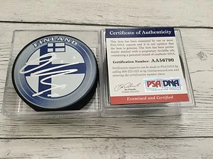 Olli Maatta Signed Team Finland Hockey Puck PSA DNA COA Autographed Penguins a - Picture 1 of 2