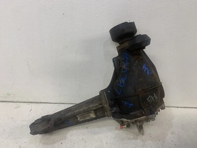 2005-2010 Jeep Grand Cherokee V8 3.73 front differential diff carrier 52111369AF - Image 1 of 4