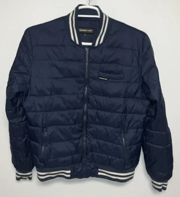 Chaqueta acolchada con cremallera completa Members Only para hombre azul medio Foto 1 de 4