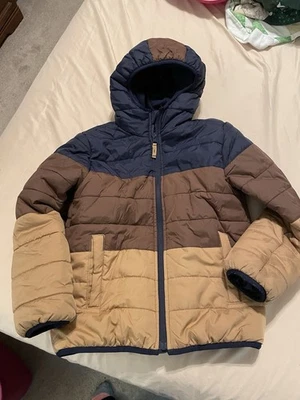 Children’s Place Boys Coat Size 7/8 Blue, Brown And Tan With Hood - Image 1 of 3