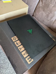 Razer Blade 17 -4k UHD 144Hz - GeForce RTX 3070 Ti - Black - Afbeelding 1 van 10