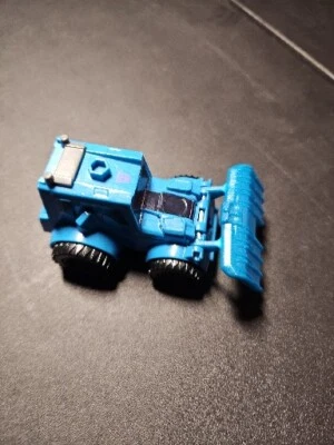 TRANSFORMERS ROBOTS IN DISGUISE THUNDERHOOF, McDonalds Happy Meal Figure 2015 - Image 1 of 4