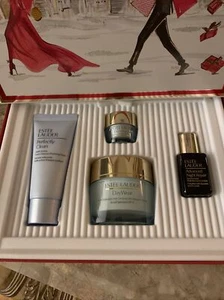 Estée Lauder Protect+Hydrate Collection: DayWear Moisture Creme SPF 15 ~Holiday - Picture 1 of 5