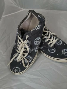 Vans Grey/blue patterned shoes. Women size6.5. - Picture 1 of 6