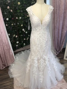 Stella York mermaid Wedding Dress style size 10/12 Stunning! - Picture 1 of 11