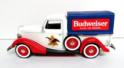 Camión de reparto Budweiser 1996 1934 Ford V8 Roadster Solido nuevo en stock Foto 1 de 4