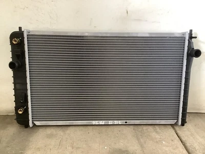 Radiador compatible con 04-05 CAVALIER 346368 Foto 1 de 2