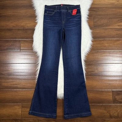 Pantalones de mezclilla para mujer Spanx talla mediana tono medianoche acampanados 20327R Foto 1 de 4