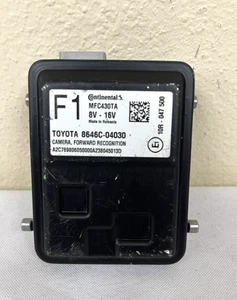 2020-23 Toyota Tacoma WINDSHIELD OEM Lane Departure Warning Camera 8646C-04030 - Picture 1 of 8