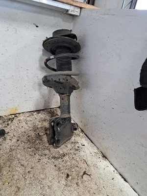 Puntal lado del conductor Lh 2016 Wrx Sku#4183713 Foto 1 de 4