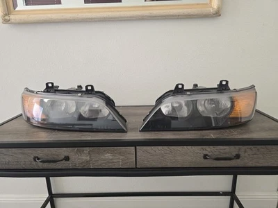 Bmw Z3 Headlights Perfect Condition. Pair. All Mounting Perfect. - Image 1 of 4
